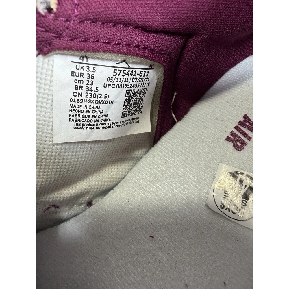 Nike Air Jordan 1 Retro High OG GS High Top Bordeaux/White/Silver 4Y 575441-611